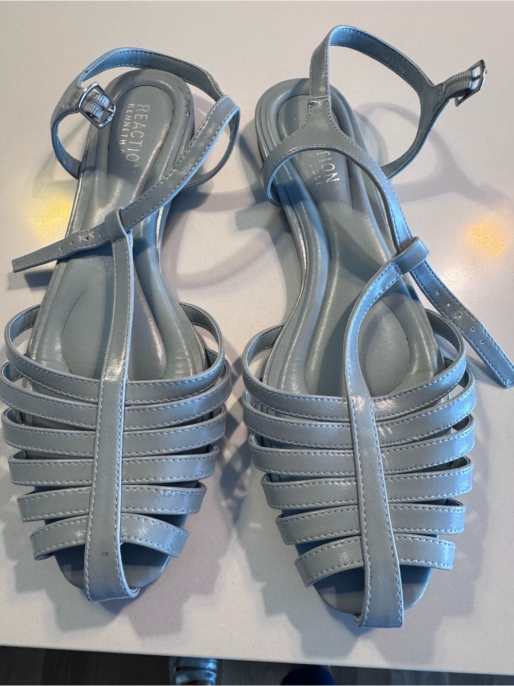 Kenneth Cole reaction Moreno fisherman sandal
